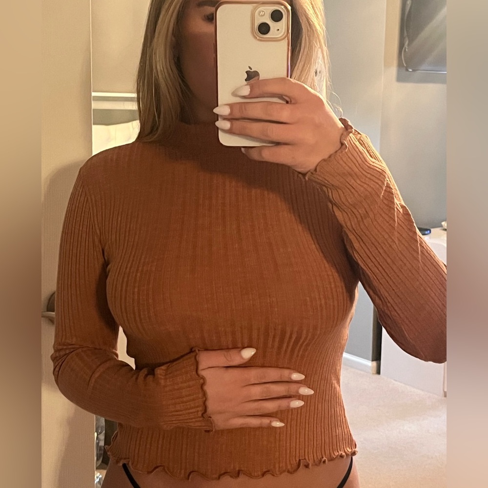 Forever 21 Ribbed Long Sleeve